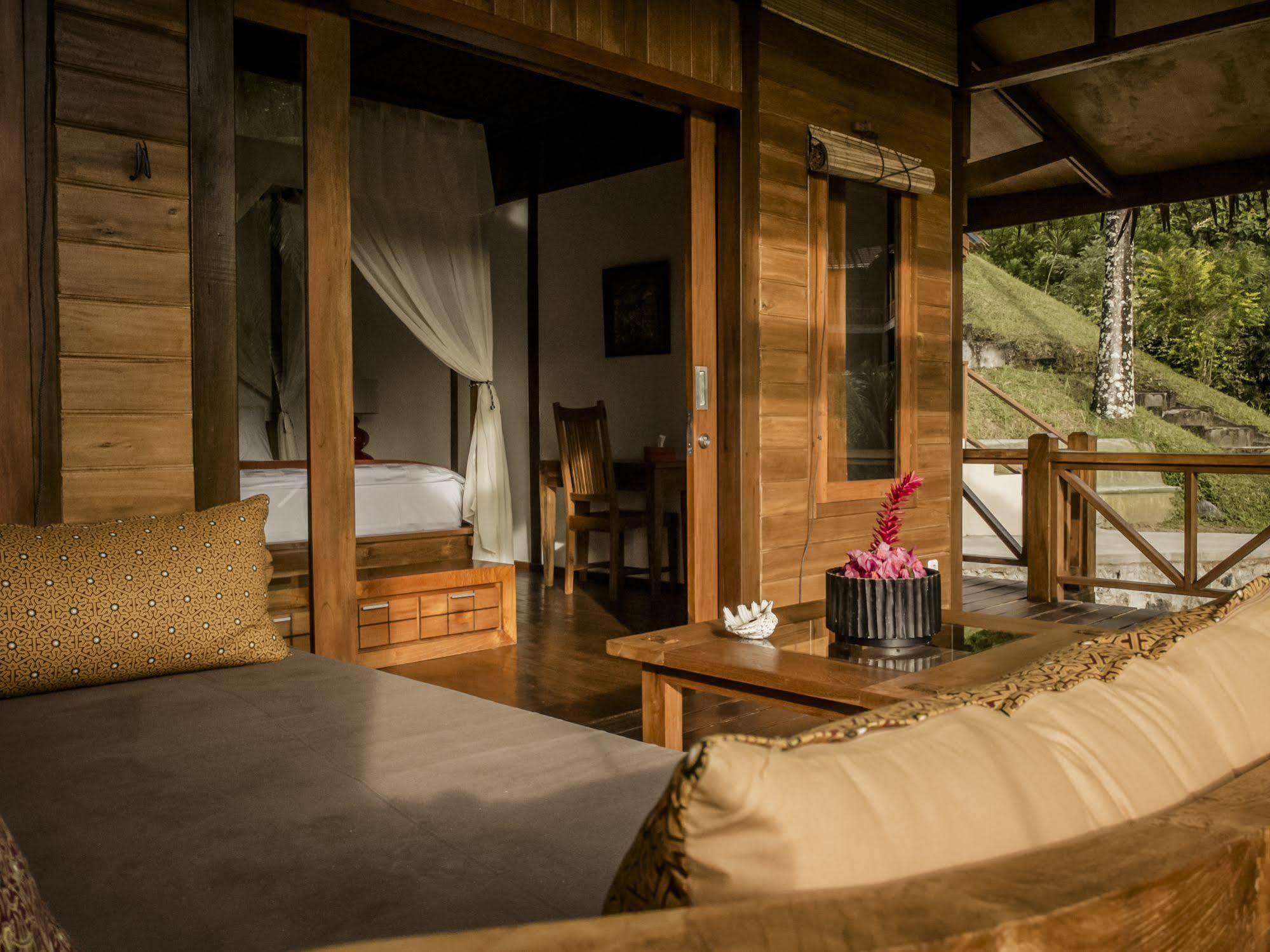 Janji Laut Resort Tanahwangko Εξωτερικό φωτογραφία